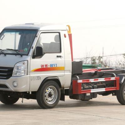 Kama Ruiling Hook Arm Garbage Truck 3 m³ Household Waste Container
