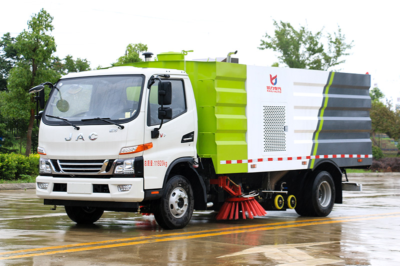 Jianghuai Washing and Sweeping Truck 5 m³ refuse tank, 4 m³ clean water tank